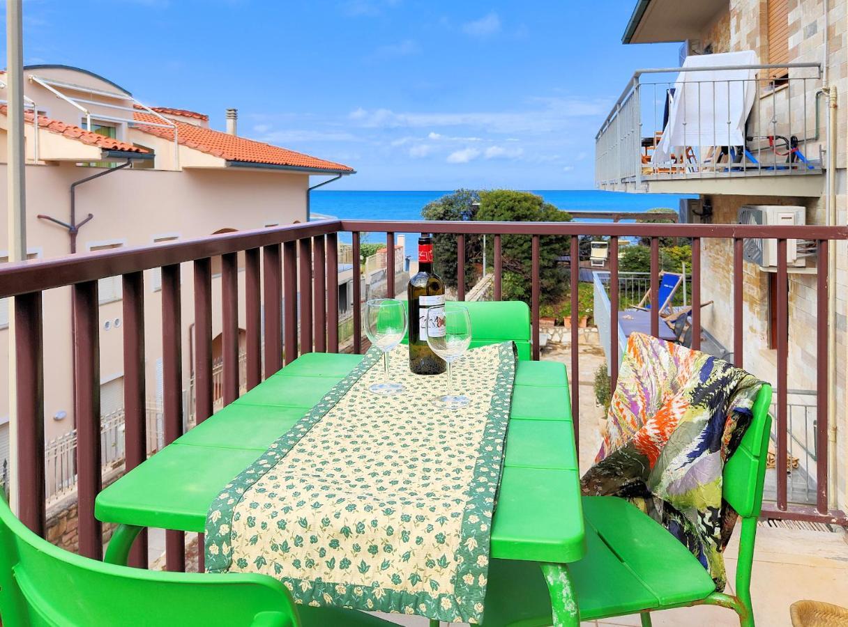 Le Dune Sea View Apartments - Futura Cav 산빈첸초 외부 사진